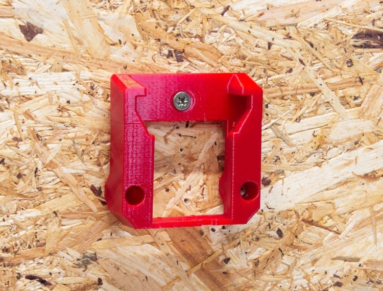 6x Uchwyt wieszak na baterie akumulator do MILWAUKEE M18 mocowanie czerwony