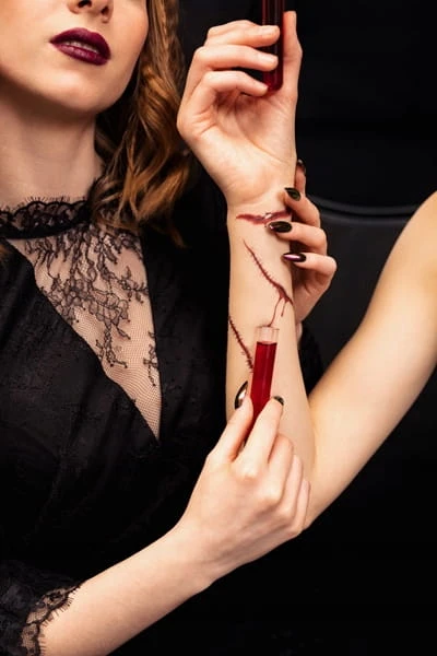 TATUAŻE zmywal krew blizny SZTUCZNE RANY halloween