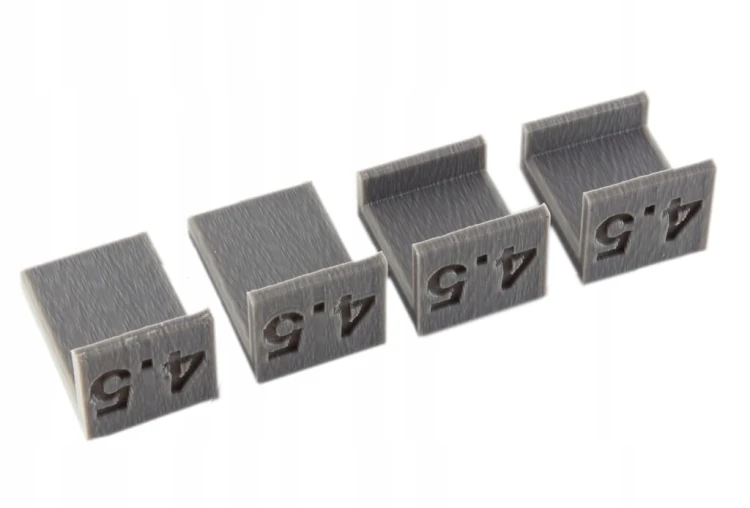 Dystanse do regulacji frontów 4,5mm 4 sztuki