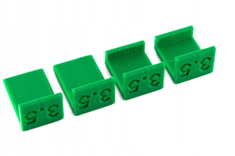 Dystanse do regulacji frontów 3,5 mm 4 sztuki