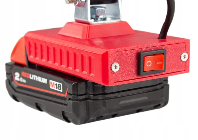 Lampa do MILWAUKEE M18 robocza halogen SZPERACZ na akumulator 16 LED MINI