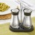 Solniczka i pieprzniczka szklany zestaw ze stojakiem INOX stal szczotkowana